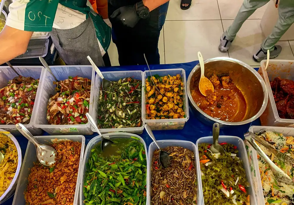Estimasi Biaya Makan Halal di Bali per Hari
