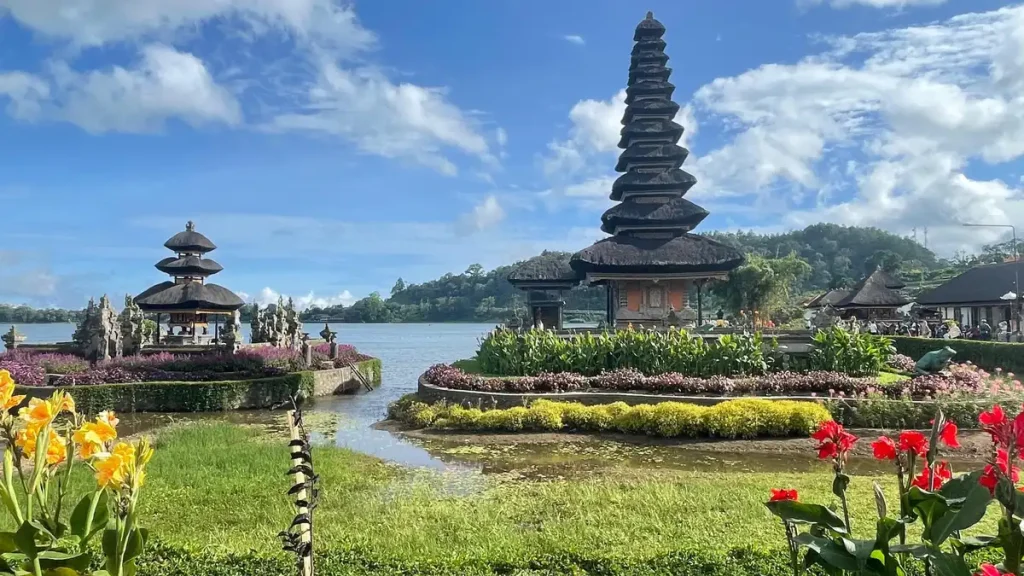 Paket Tour Halal Bali Keluarga Private: Q&A AI